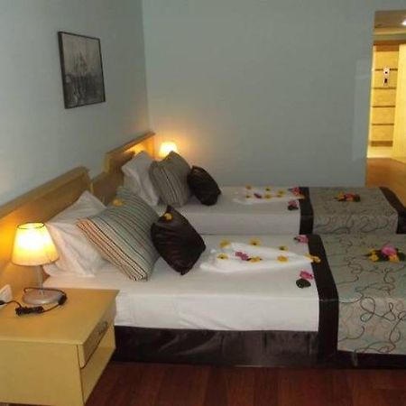 בלדיבי Ege Montana Hotel מראה חיצוני תמונה
