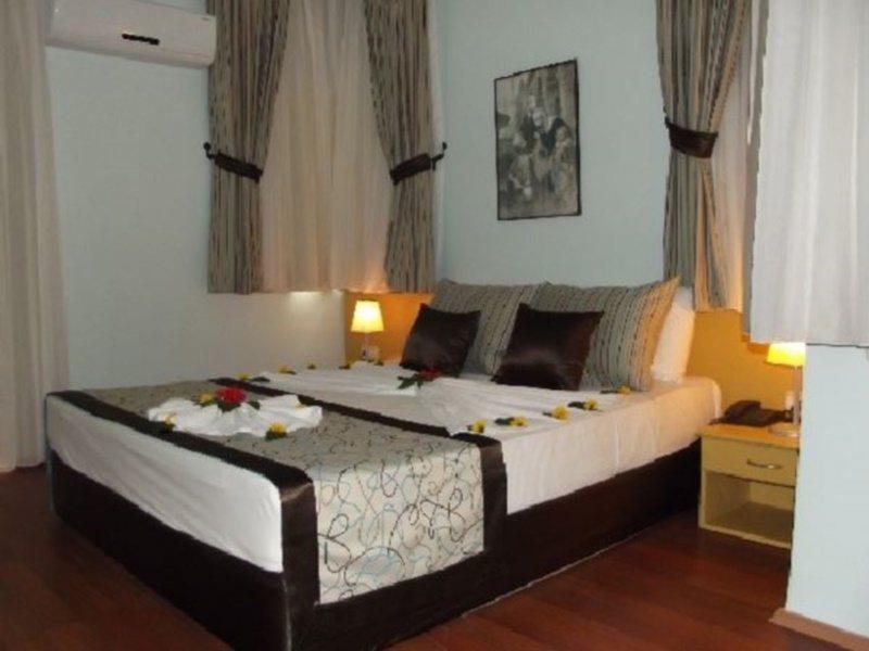 בלדיבי Ege Montana Hotel מראה חיצוני תמונה