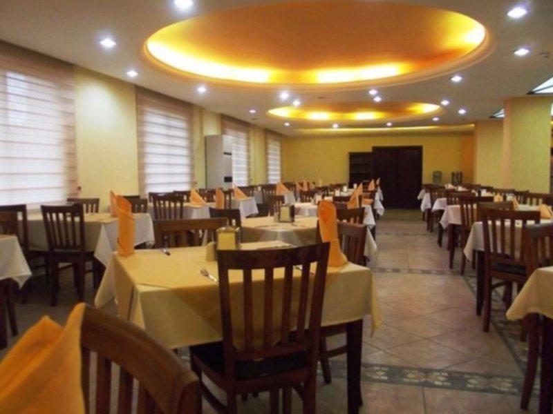 בלדיבי Ege Montana Hotel מראה חיצוני תמונה